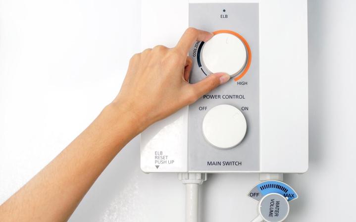 Installation soignée de chauffage électrique Vannes